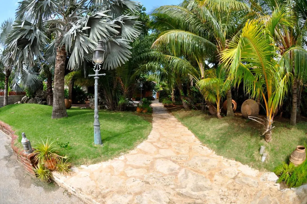 Apartmanhotel Sun Reef Village On Sea Willemstad